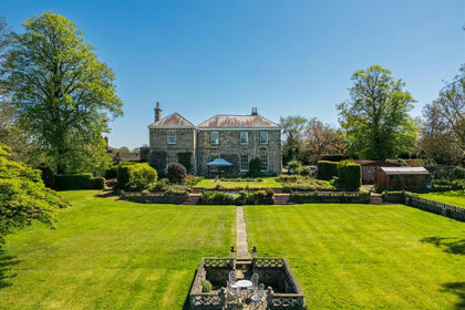 2 acres of House with Land for sale in Stretton
