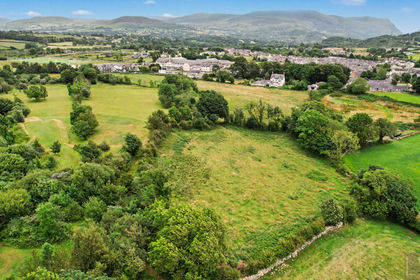 5 acres of Vacant Land for sale in Llanrug