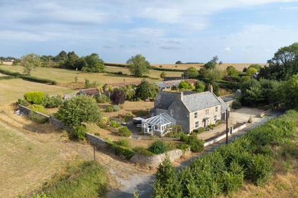 10 acres of Smallholding for sale in Whatley