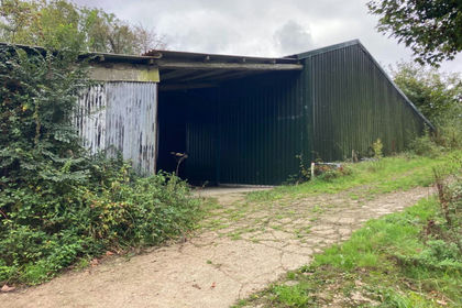 Warehouse for sale in Lanivet