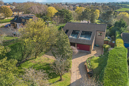 2.5 acres of House with Land for sale in Haddenham