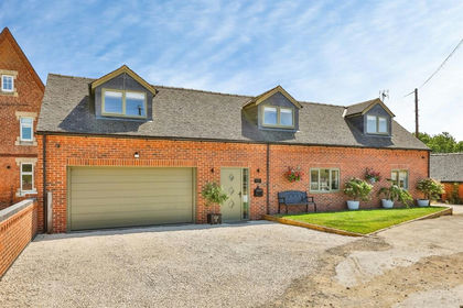 Barn Conversion for sale in Aldercar and Langley Mill