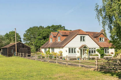4.7 acres of Equestrian property for sale in Staplehurst