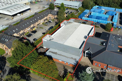 Warehouse for sale in Llanishen