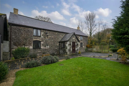 5.1 acres of Agricultural Land for sale in Llanyblodwel