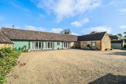 Barn Conversion for sale in Stanton St. Quintin