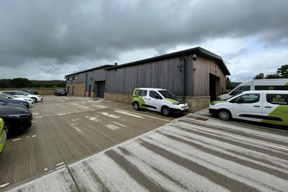 Warehouse for sale in Dutton