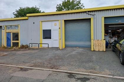 Warehouse for sale in Hitchin