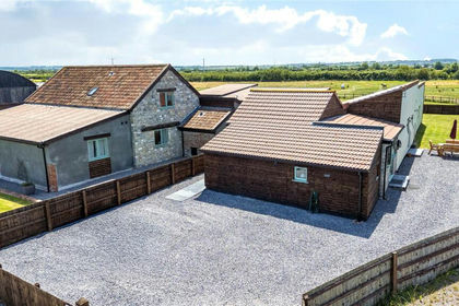 Barn Conversion for sale in East Huntspill