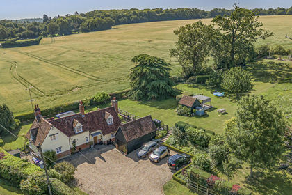 4 acres of Cottage for sale in Tewin