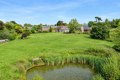 4.5 acres of Country Home for sale in Tur Langton