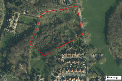 4.9 acres of Agricultural Land for sale in Leeds West and Pudsey