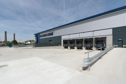 1.5 acres of Warehouse for sale in Croydon West