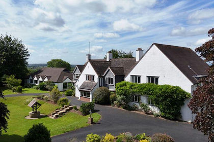 21.5 acres of Country Home for sale in Pattingham and Patshull
