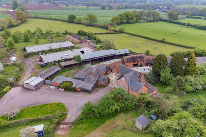 57 acres of Farmhouse for sale in Huntley