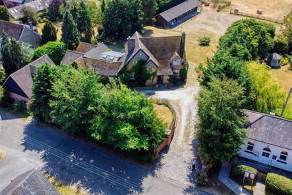 4 acres of House with Land for sale in Burnaston