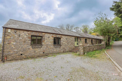 Barn Conversion for sale in Llanfair