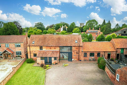 Barn Conversion for sale in Elkesley
