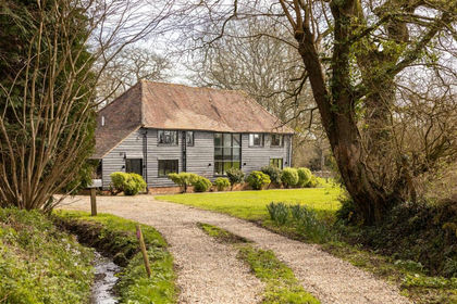 Barn Conversion for sale in Wotton
