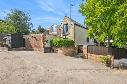 Barn Conversion for sale in Ampthill