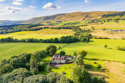 12 acres of Country Home for sale in Mid Dunbartonshire