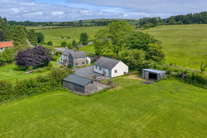 1.6 acres of Cottage for sale in Priddy