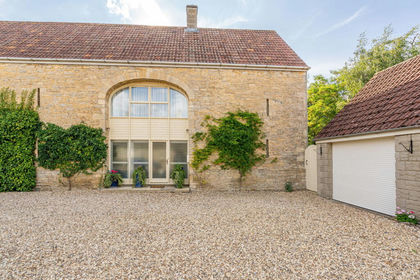 Land for sale in Charlton (Brinkworth Ward)