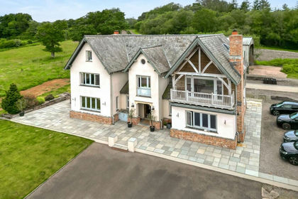 30 acres of House with Land for sale in West Hill