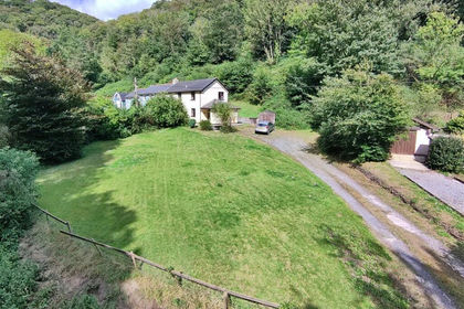 6.7 acres of House with Land for sale in Llanddowror