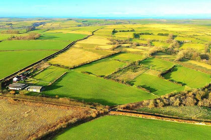 15.2 acres of Smallholding for sale in Llanwenog