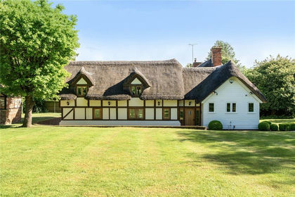 1.3 acres of Cottage for sale in Finchampstead