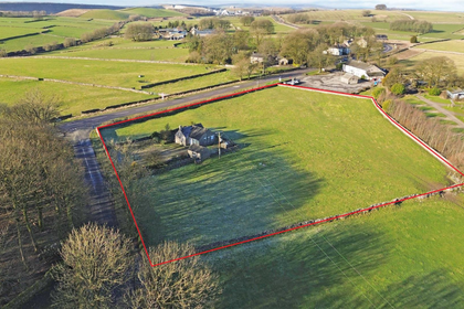 2.1 acres of House with Land for sale in Hartington Middle Quarter