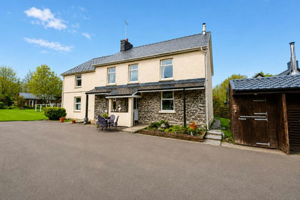 5.3 acres of Smallholding for sale in Lampeter