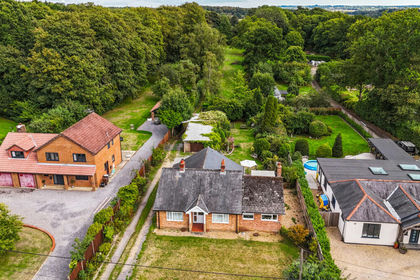 2.2 acres of House with Land for sale in Four Marks
