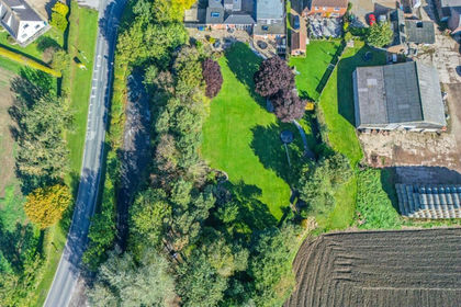 1 acre of House with Land for sale in Beeford
