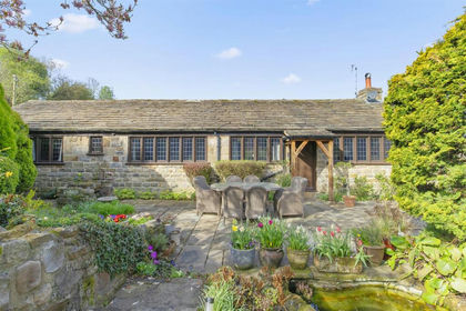 Land for sale in Castley