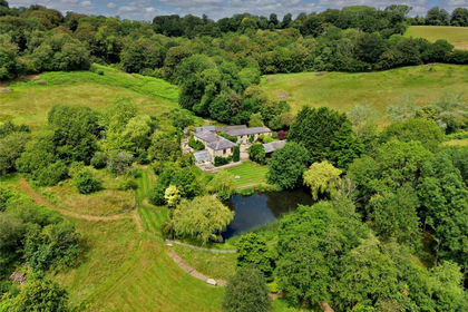 32 acres of Country Estate for sale in Combe Raleigh