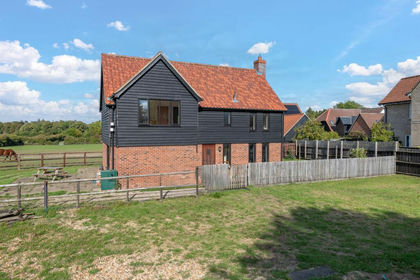 19 acres of House with Land for sale in Stetchworth