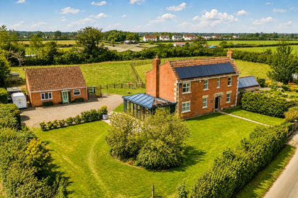 5 acres of House with Land for sale in Southwick