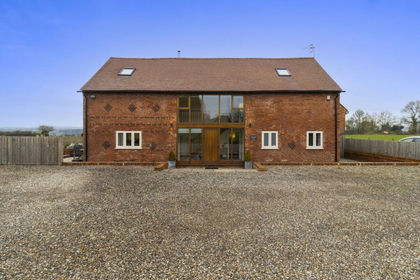 Land for sale in Ombersley