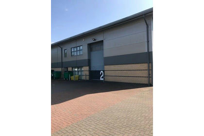Warehouse for sale in Pitstone