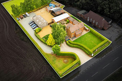 1.5 acres of House with Land for sale in Stone Rural