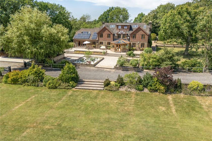 7.7 acres of House with Land for sale in Mayfield and Five Ashes
