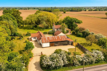 1.9 acres of House with Land for sale in South Lopham