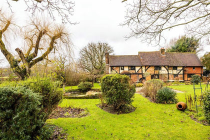 1.2 acres of House with Land for sale in Betchworth