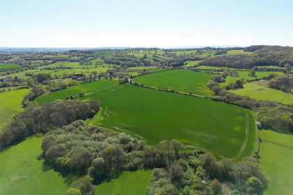 79.5 acres of Arable Land for sale in Cradley and Storridge