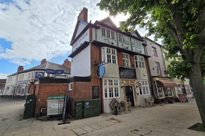 Pub for sale in Harborough, Oadby and Wigston