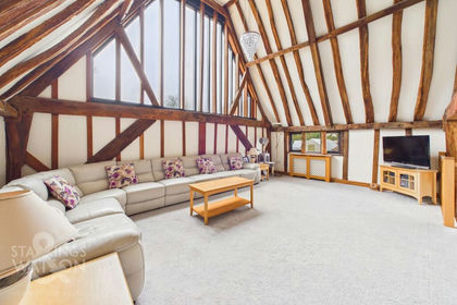 Barn Conversion for sale in Wortwell