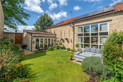 Barn Conversion for sale in Walton