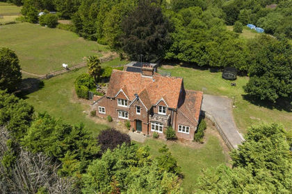 3.2 acres of House with Land for sale in Harbledown and Rough Common